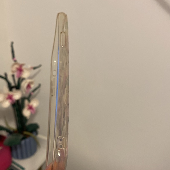 iphone 11 flower case - Picture 3 of 3